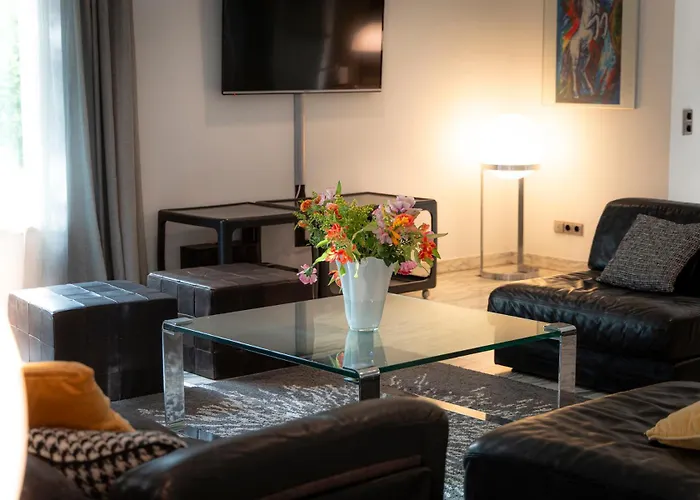 Chez Christine Apartment